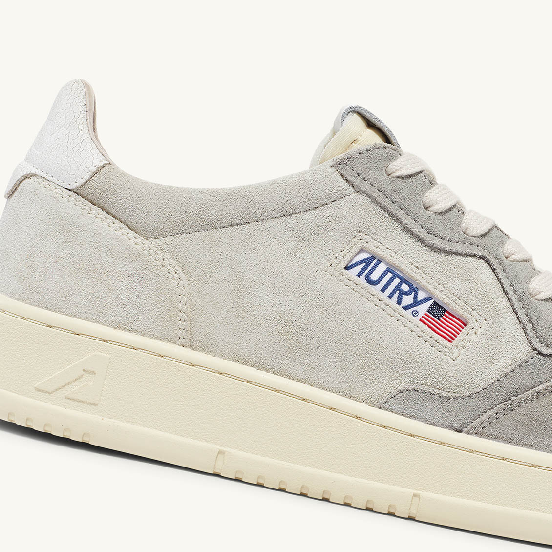 AUTRY オートリー　スニーカー　グレー AUTRY オートリー スニーカー スエード MEDALIST AULM-XS04 AULM